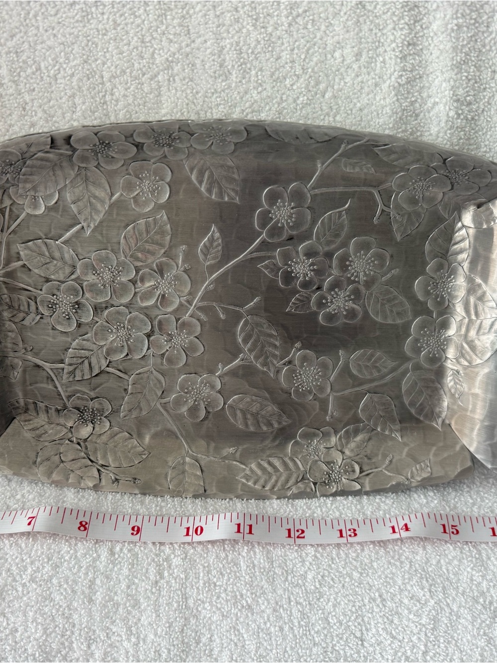 Wendell August Forge Embossed Floral Metal Serving Tray - Picture 2 of 7